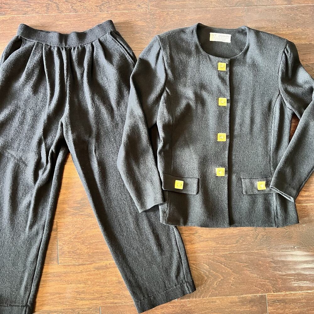 St. John Marie Gray Santana Knit black Suit Capri Pants & jacket 2 Piece Sz 6